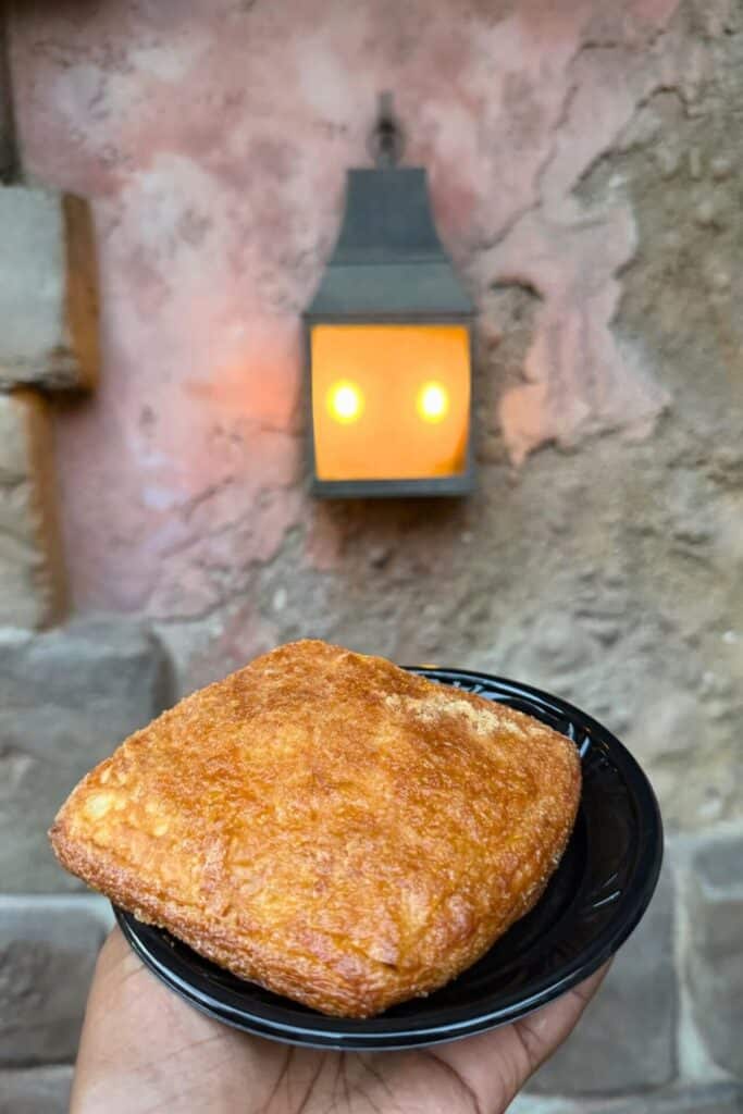 Crème brûlée croissant