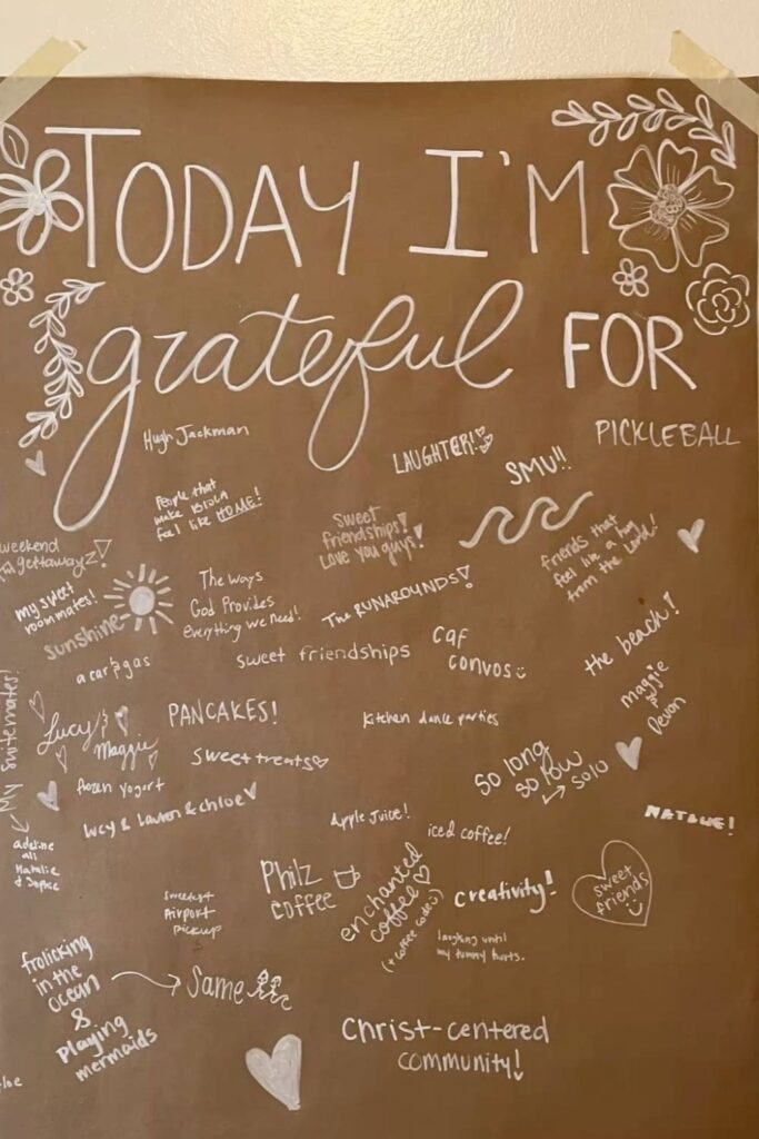 Friendsgiving gratitude wall